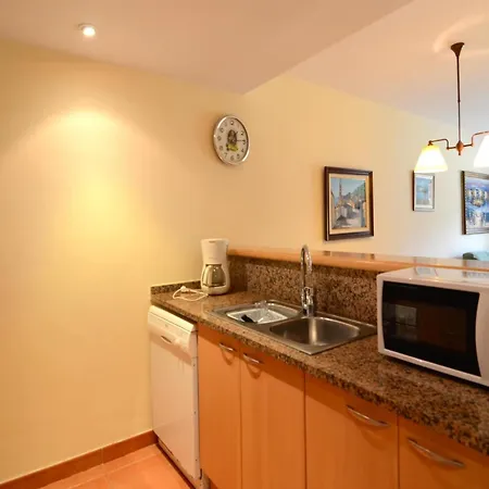 Mar G 304 Apartment