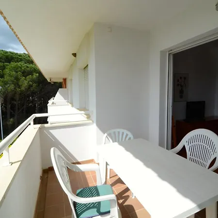 Mar G 304 Apartment